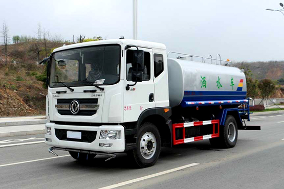 怎樣排除灑水車柴油機(jī)過(guò)早、過(guò)遲的噴油現(xiàn)象？