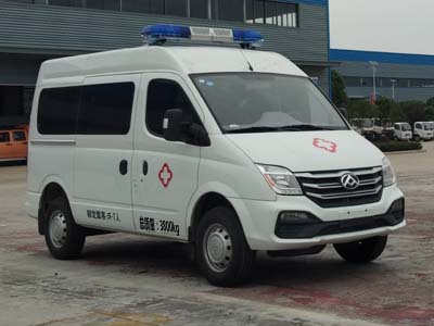 程力牌CL5040XJHYS6型救護(hù)車